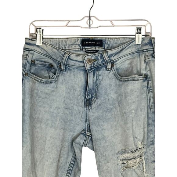 Aeropostale Light Blue Wash Low Rise Flare Distressed Denim Jeans Pants Size 8 - Picture 2 of 8